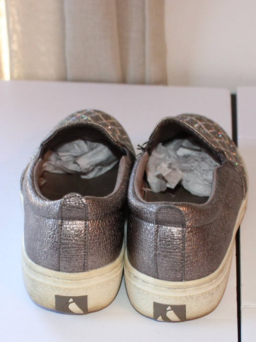 Skechers Glitter Sneakers Slip On Shoes Women's Size 10 - Picture 5 of 8